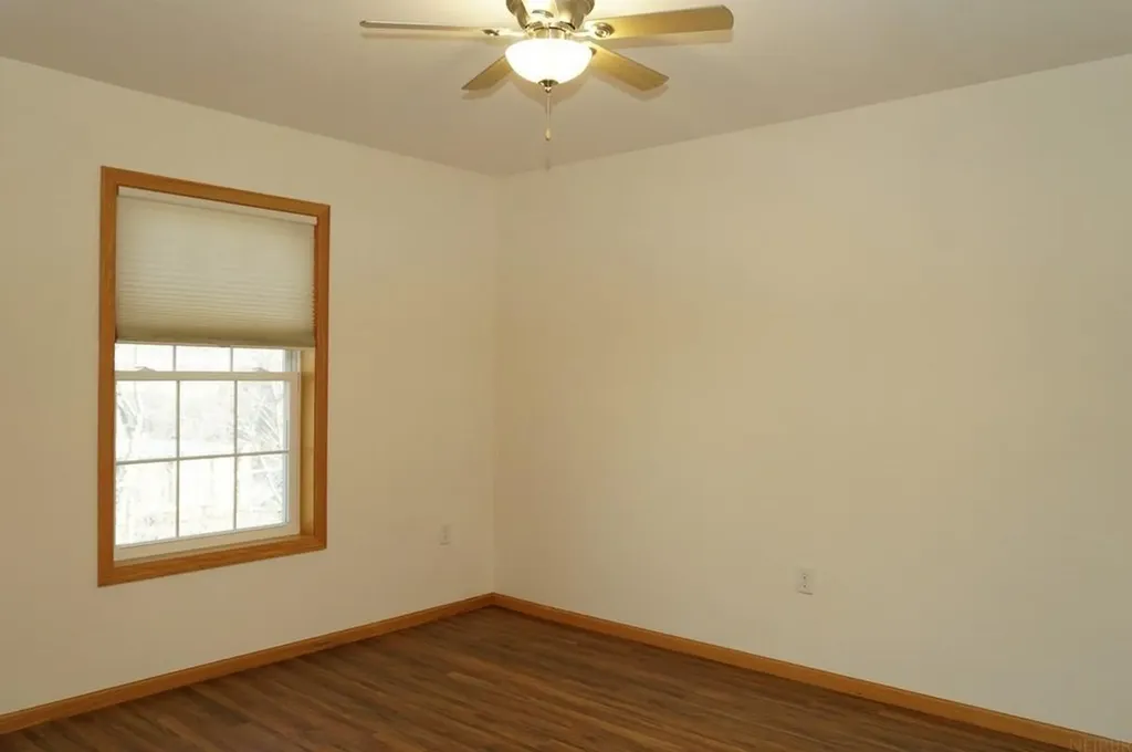 815 Parkside Lane Charles City IA 50616