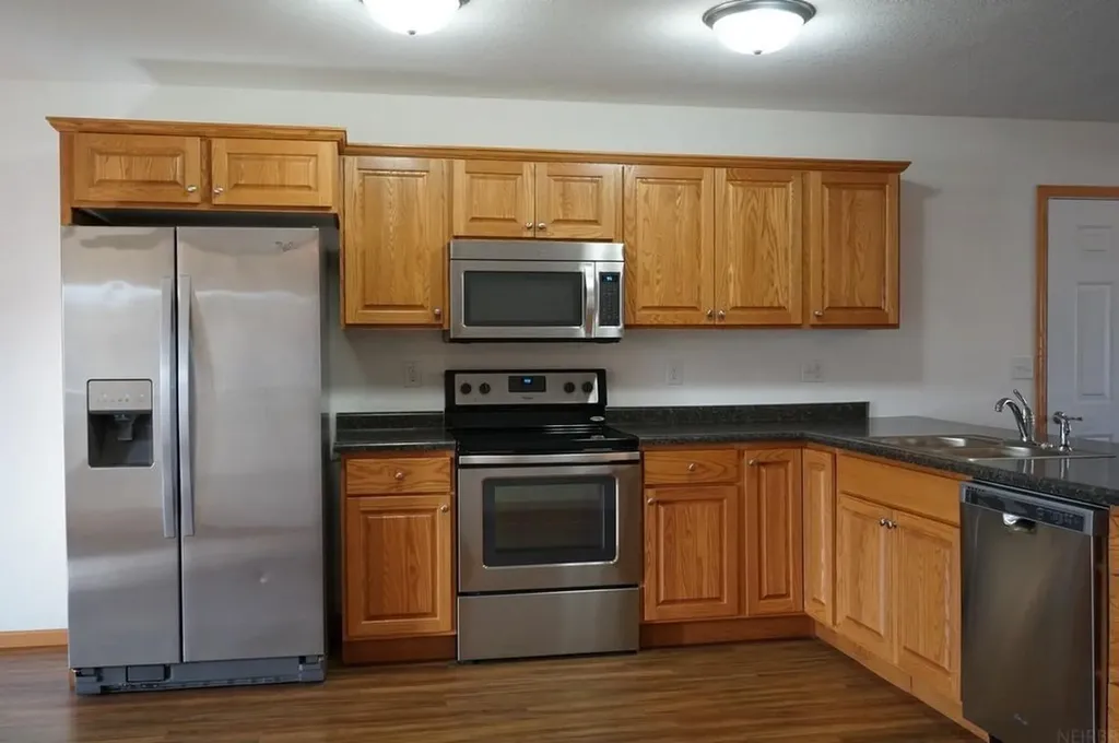 815 Parkside Lane Charles City IA 50616