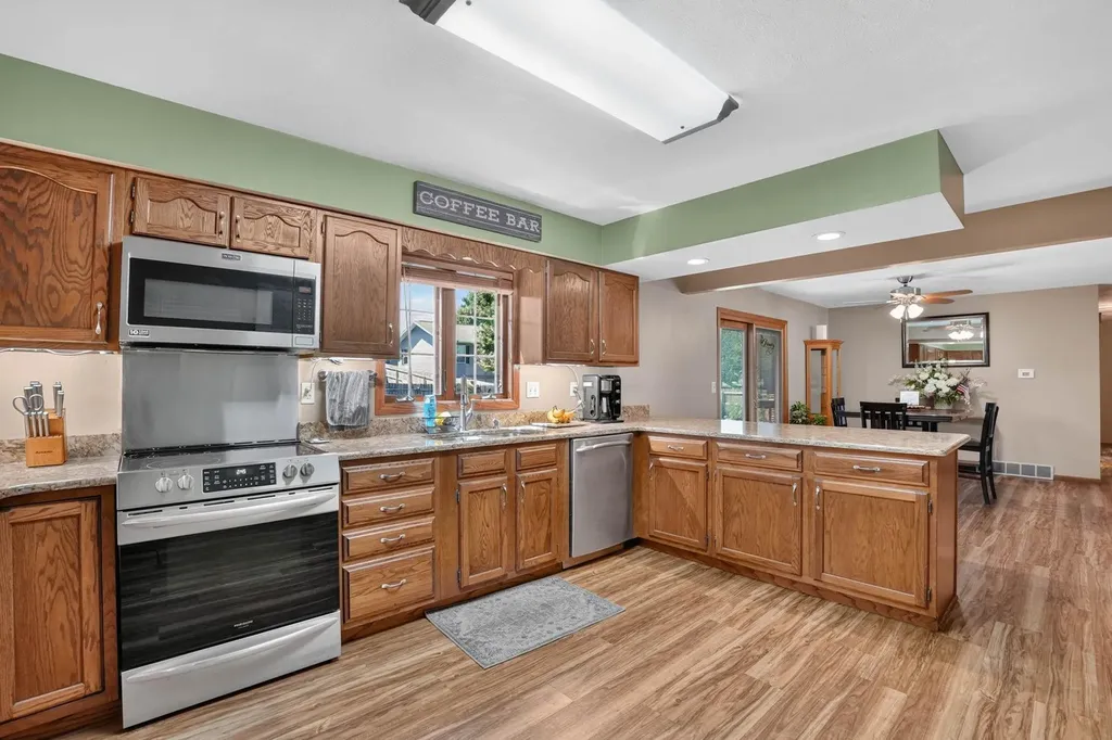 5822 Cimmarron Lane Waterloo IA 50701