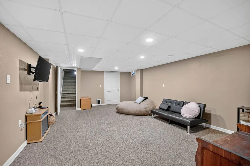5822 Cimmarron Lane Waterloo IA 50701