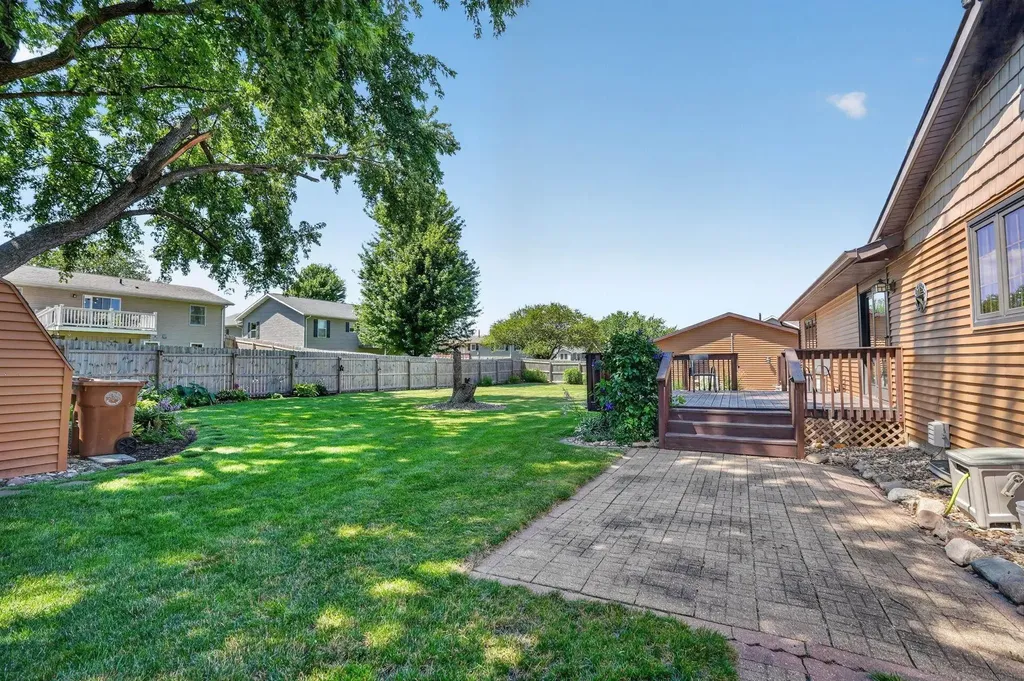 5822 Cimmarron Lane Waterloo IA 50701