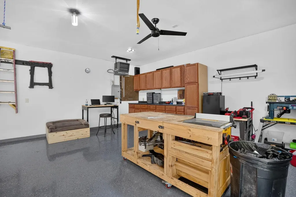 5822 Cimmarron Lane Waterloo IA 50701