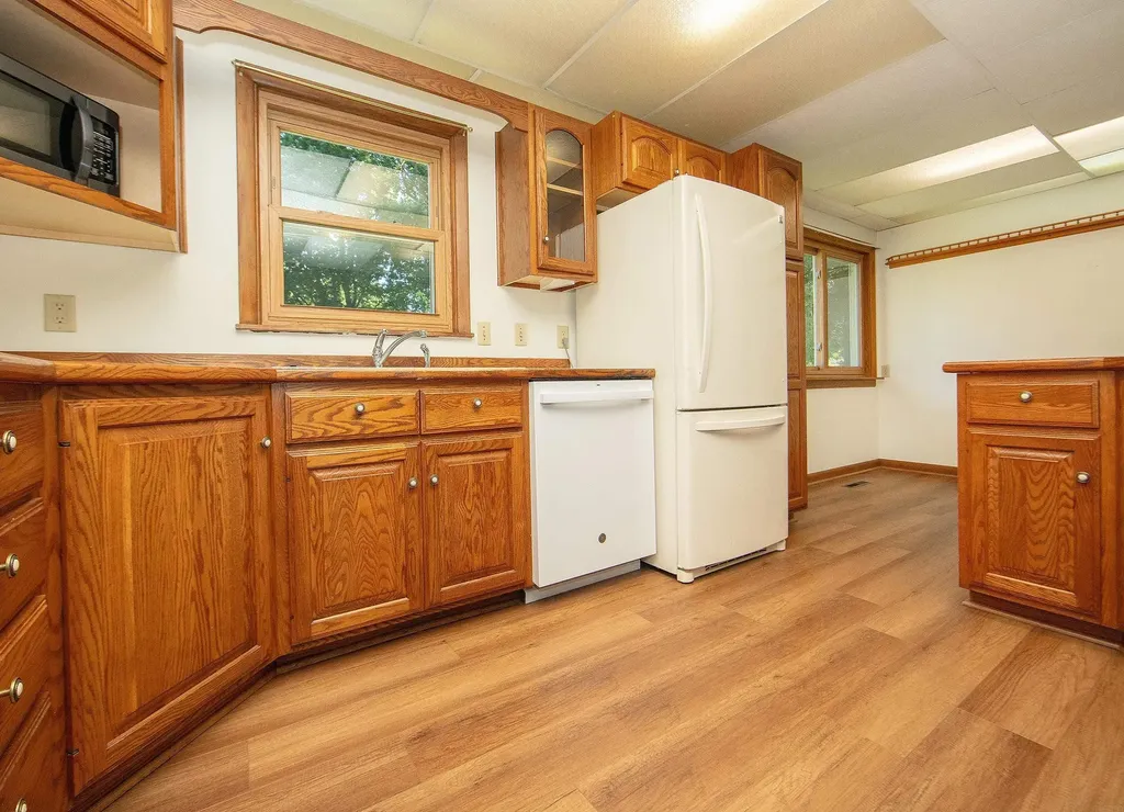 1317 3rd Avenue SW Waverly IA 50677