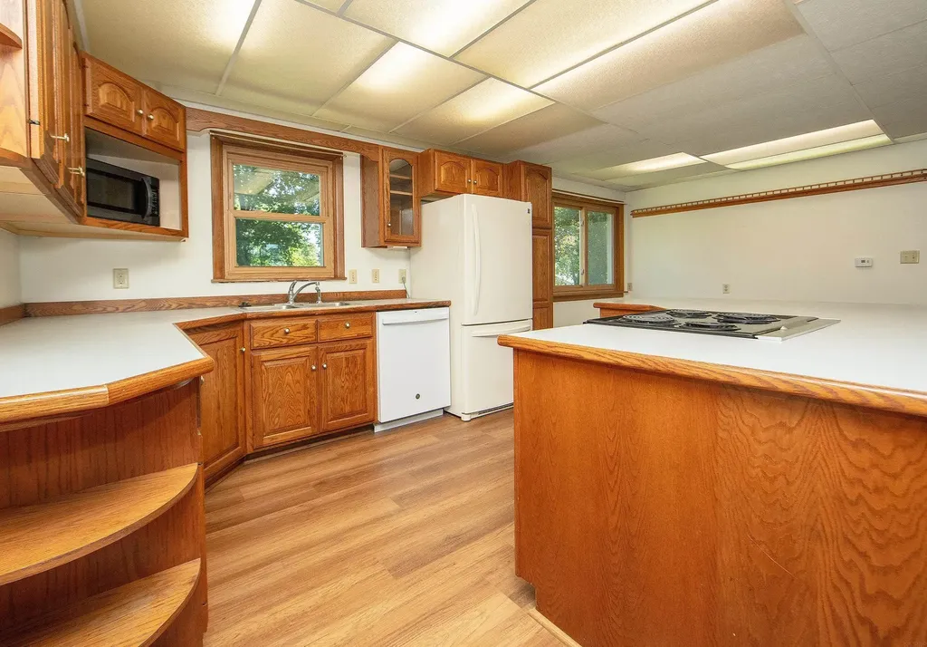 1317 3rd Avenue SW Waverly IA 50677
