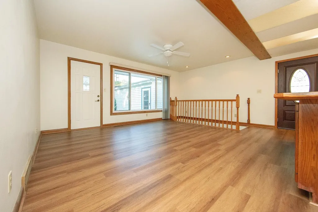 1317 3rd Avenue SW Waverly IA 50677