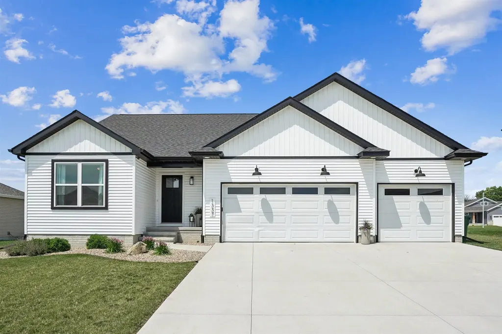 1337 Partridge Lane Waterloo IA 50701