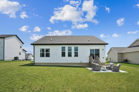 1337 Partridge Lane Waterloo IA 50701