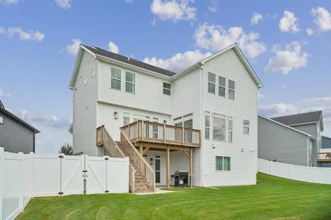 5307 Fernwood Drive Cedar Falls IA 50613
