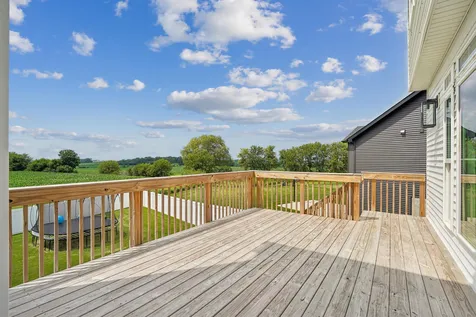 5307 Fernwood Drive Cedar Falls IA 50613