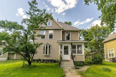 411 Saxon Street Waterloo IA 50703