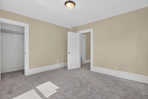 411 Saxon Street Waterloo IA 50703