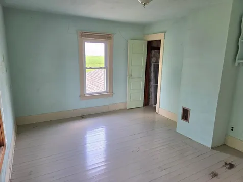 2035 C. Avenue Lamont IA 50650