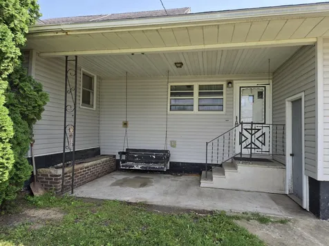 2035 C. Avenue Lamont IA 50650