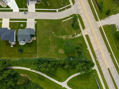 4311 James Drive Cedar Falls IA 50613