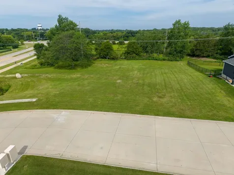 4311 James Drive Cedar Falls IA 50613