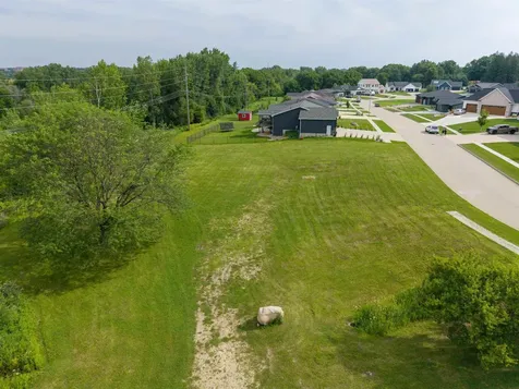 4311 James Drive Cedar Falls IA 50613