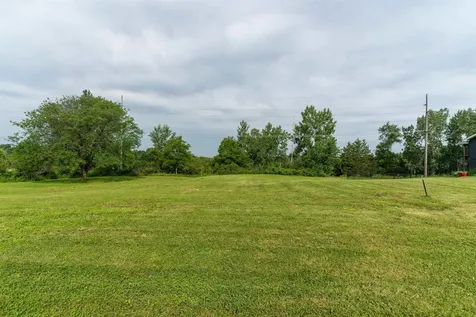 4311 James Drive Cedar Falls IA 50613
