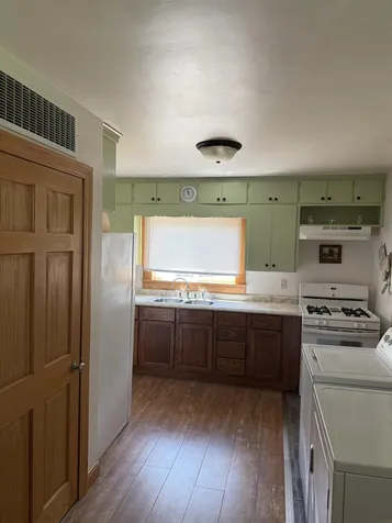 3638 Logan Avenue Waterloo IA 50703