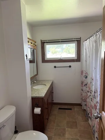 3638 Logan Avenue Waterloo IA 50703