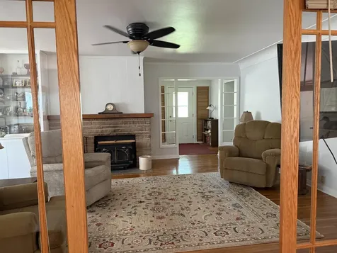 3638 Logan Avenue Waterloo IA 50703
