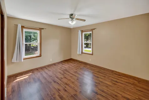 314 Leonard Avenue Waterloo IA 50703