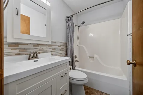 314 Leonard Avenue Waterloo IA 50703