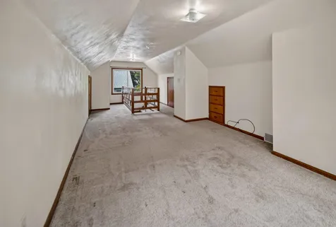 314 Leonard Avenue Waterloo IA 50703