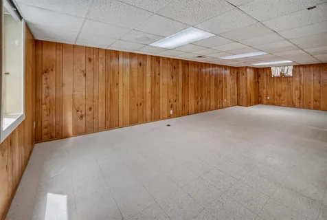 314 Leonard Avenue Waterloo IA 50703