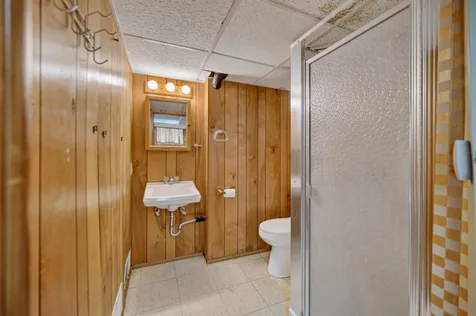 314 Leonard Avenue Waterloo IA 50703