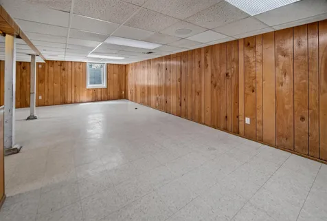 314 Leonard Avenue Waterloo IA 50703