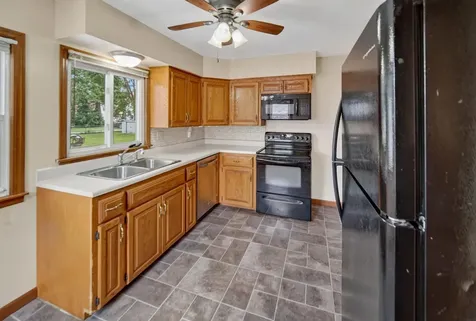 314 Leonard Avenue Waterloo IA 50703