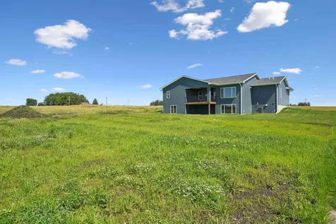 130 Moonlight Drive Waterloo IA 50701