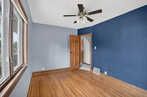 1219 Hammond Avenue Waterloo IA 50702