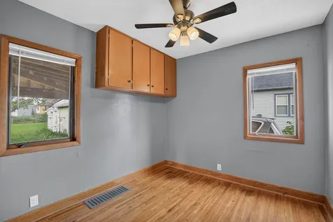 1219 Hammond Avenue Waterloo IA 50702