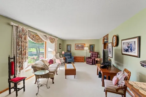 1202 Ellis Drive Charles City IA 50616