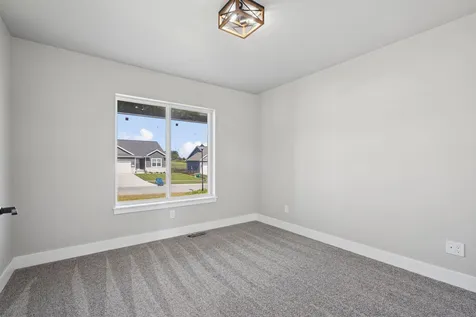5761 Wall Street Waterloo IA 50701