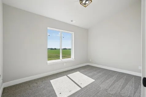 5761 Wall Street Waterloo IA 50701
