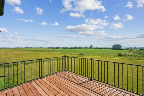 5761 Wall Street Waterloo IA 50701