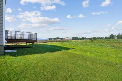 5744 Wall Street Waterloo IA 50701