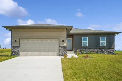 155 Paradise Boulevard Waterloo IA 50701