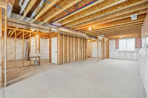 155 Paradise Boulevard Waterloo IA 50701