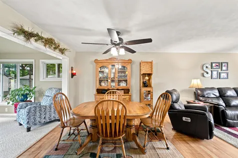 202 Summit Drive Waverly IA 50677
