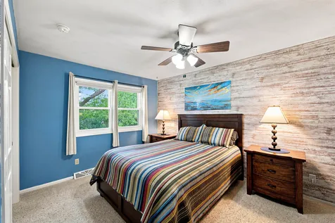 202 Summit Drive Waverly IA 50677