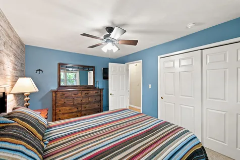 202 Summit Drive Waverly IA 50677