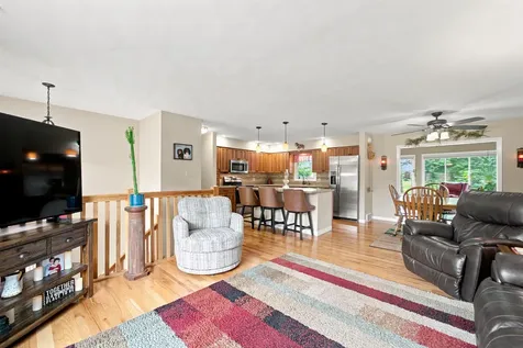 202 Summit Drive Waverly IA 50677