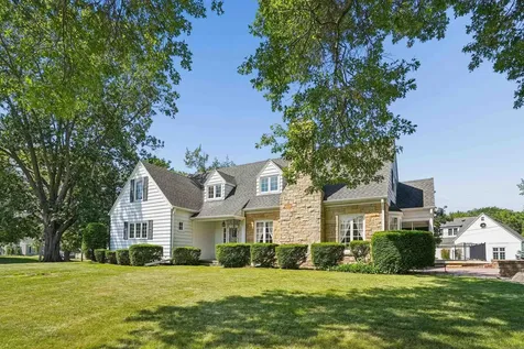 101 Martin Road Waterloo IA 50701