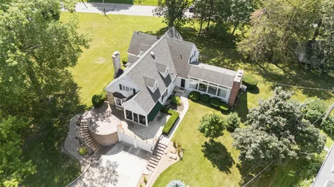 101 Martin Road Waterloo IA 50701