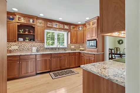 101 Martin Road Waterloo IA 50701