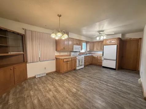 1144 Ainsworth Street Jesup IA 50648