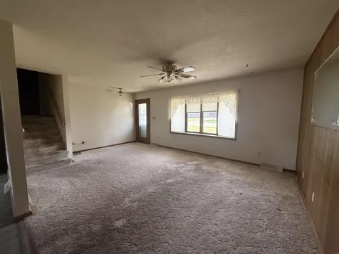 1144 Ainsworth Street Jesup IA 50648